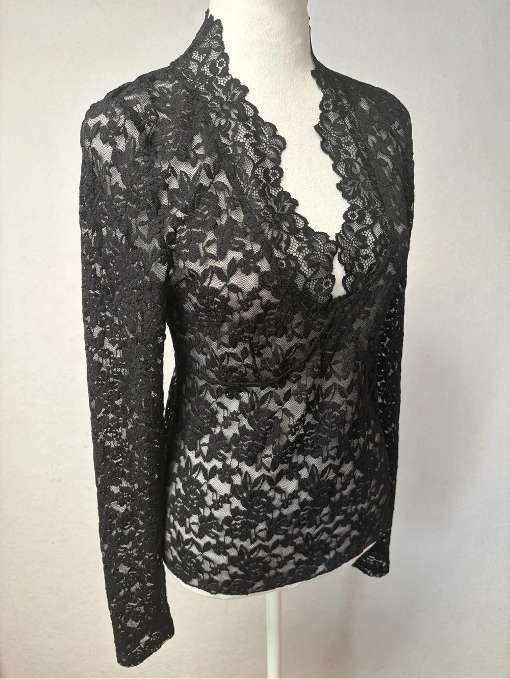 Free People All Day Lace Top Black Sheer Floral Lace Long Sleeve  Size Medium